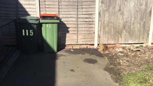 Eco-friendly disposal options for garage clearance